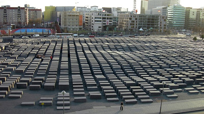 Memorial to the Murdered Jews of Europe - General view of the memorial, tags: gedenkstätten geschichtsrevisionismus - CC BY-SA